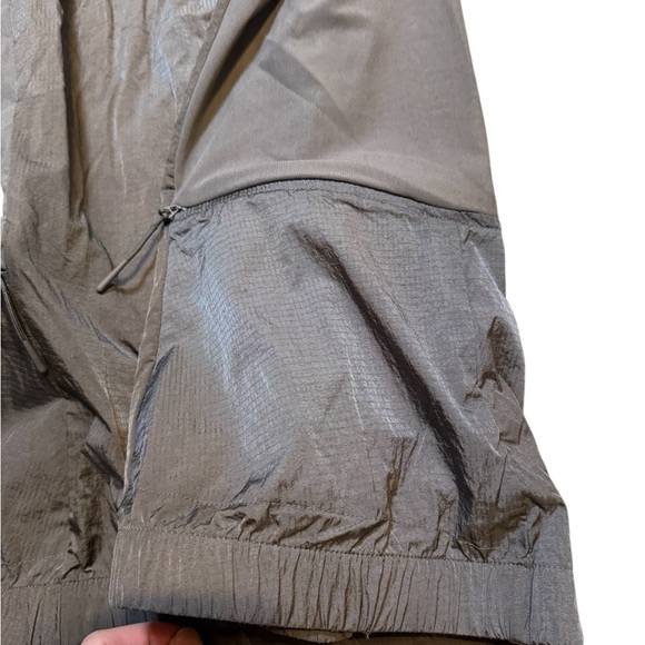 ✨ Adidas HIIT Training Gray Athletic Vest Small Men’s Lightweight Activewear ✨ - Picture 5 of 8